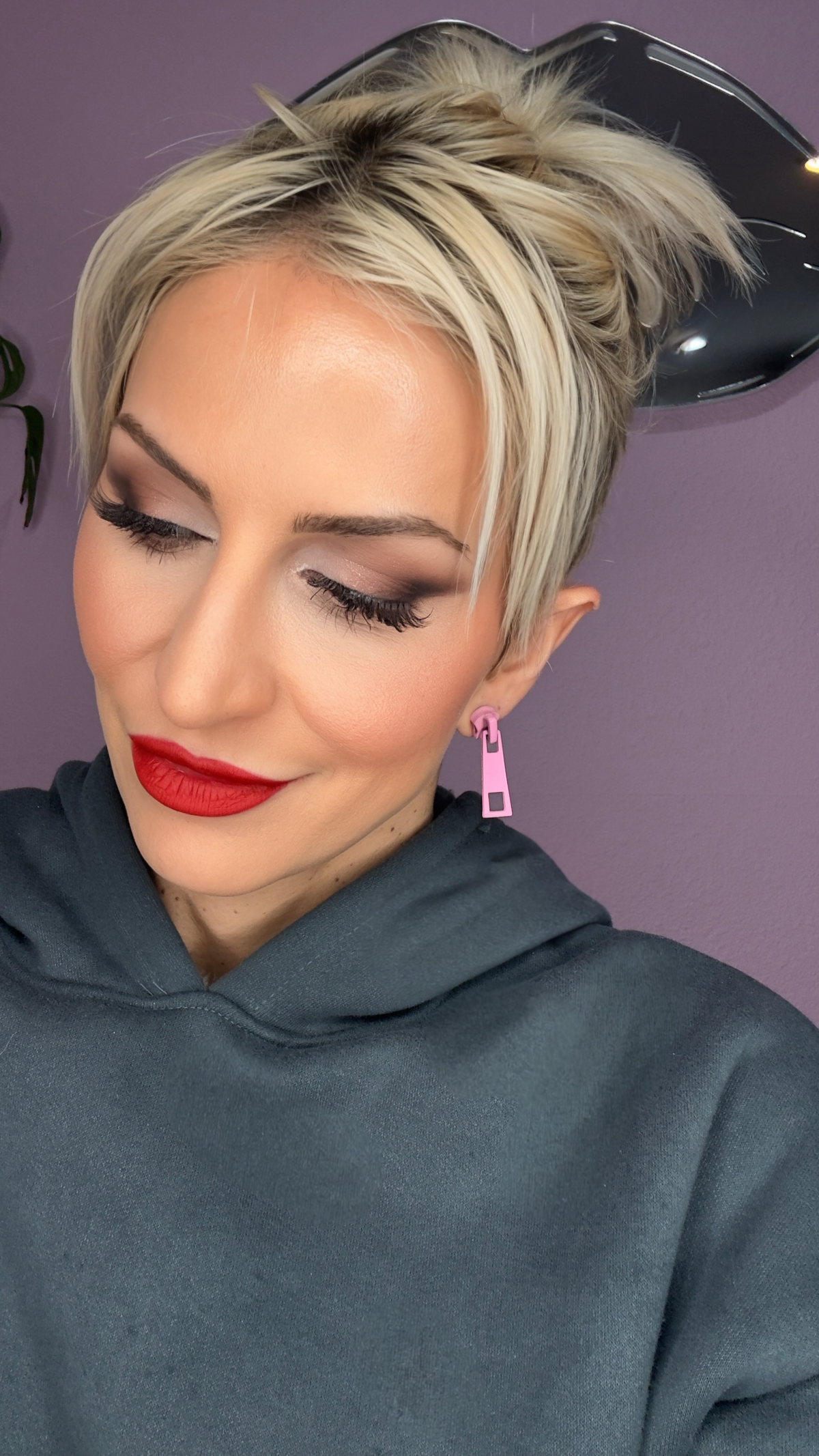 Eye-Catching Zipper Earrings – The Ultimate Compliment Magnet